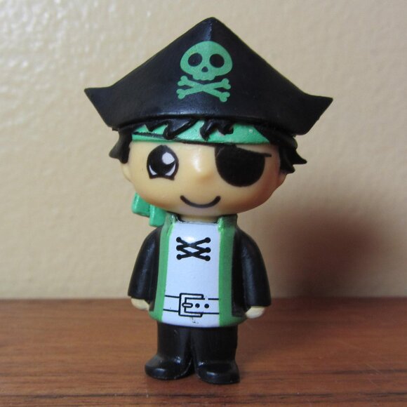 Ryan’s World Mini figure green pirate Ryan (W5176) - Picture 1 of 6